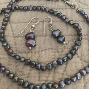 Peacock Pearl Necklace & Earrings Set